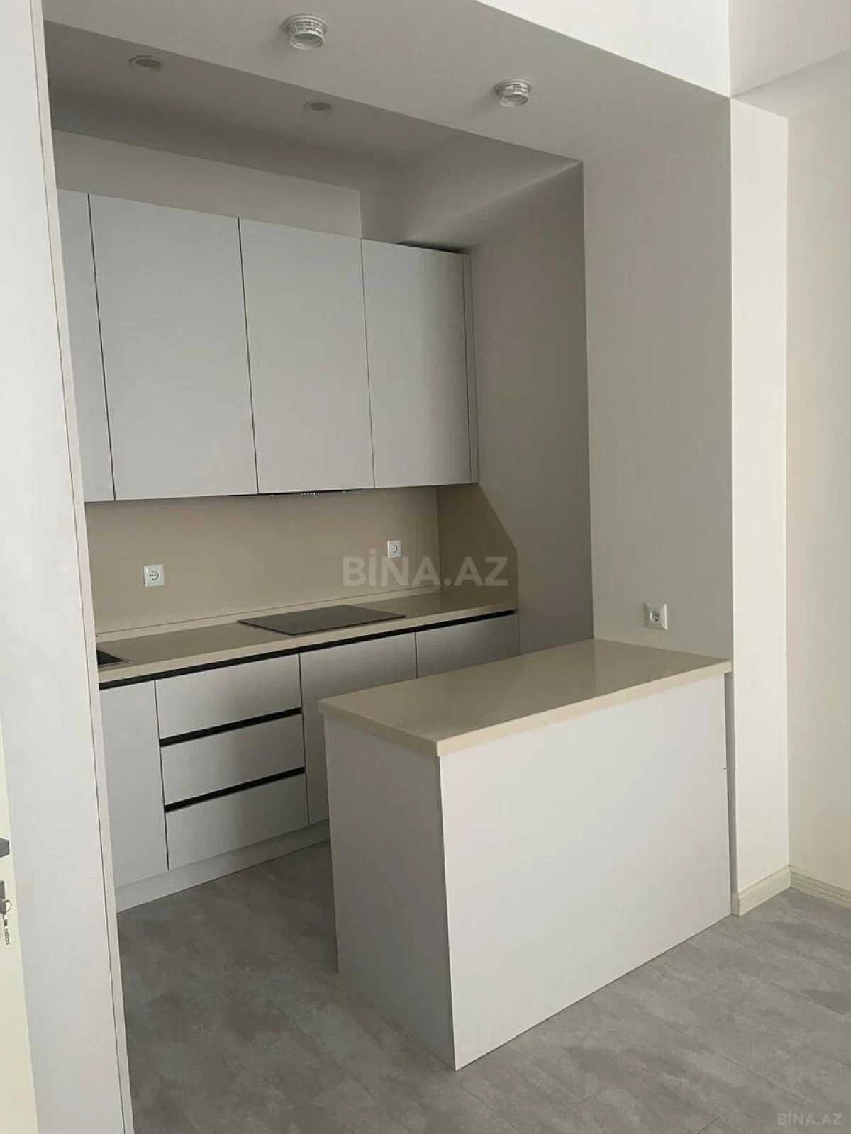 Kirayə verilir 2 otaqlı mənzil 60 m²