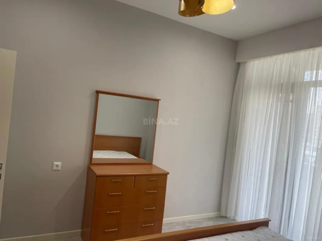 Kirayə verilir 2 otaqlı mənzil 60 m²