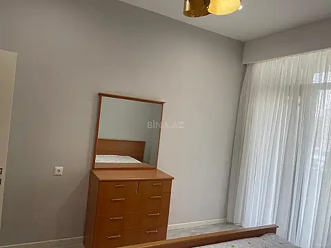 Kirayə verilir 2 otaqlı mənzil 60 m²