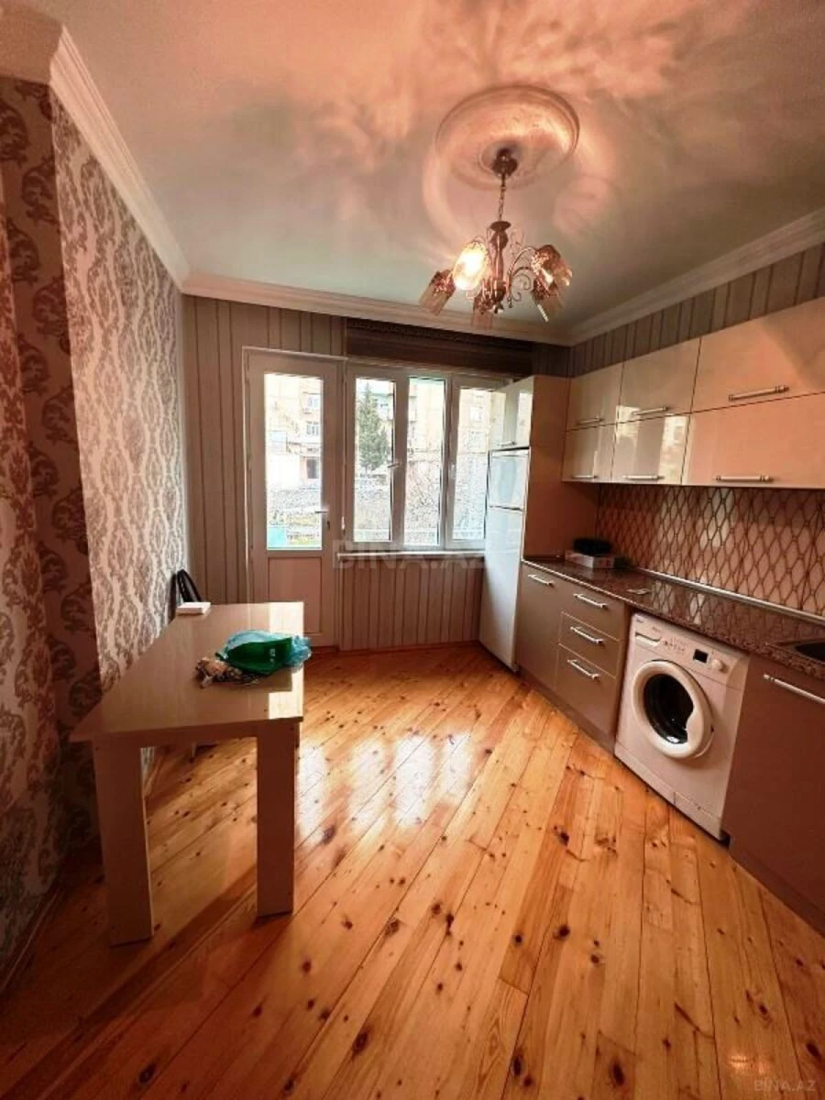 Satılır 2 otaqlı mənzil 60 m²