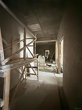 Satılır 4 otaqlı mənzil 231 m²