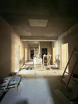 Satılır 4 otaqlı mənzil 231 m²