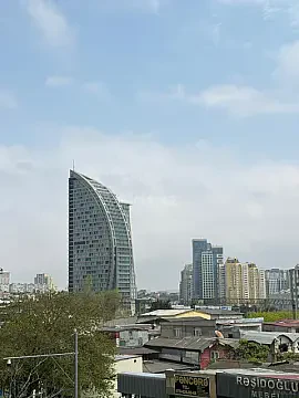 Satılır 4 otaqlı mənzil 231 m²