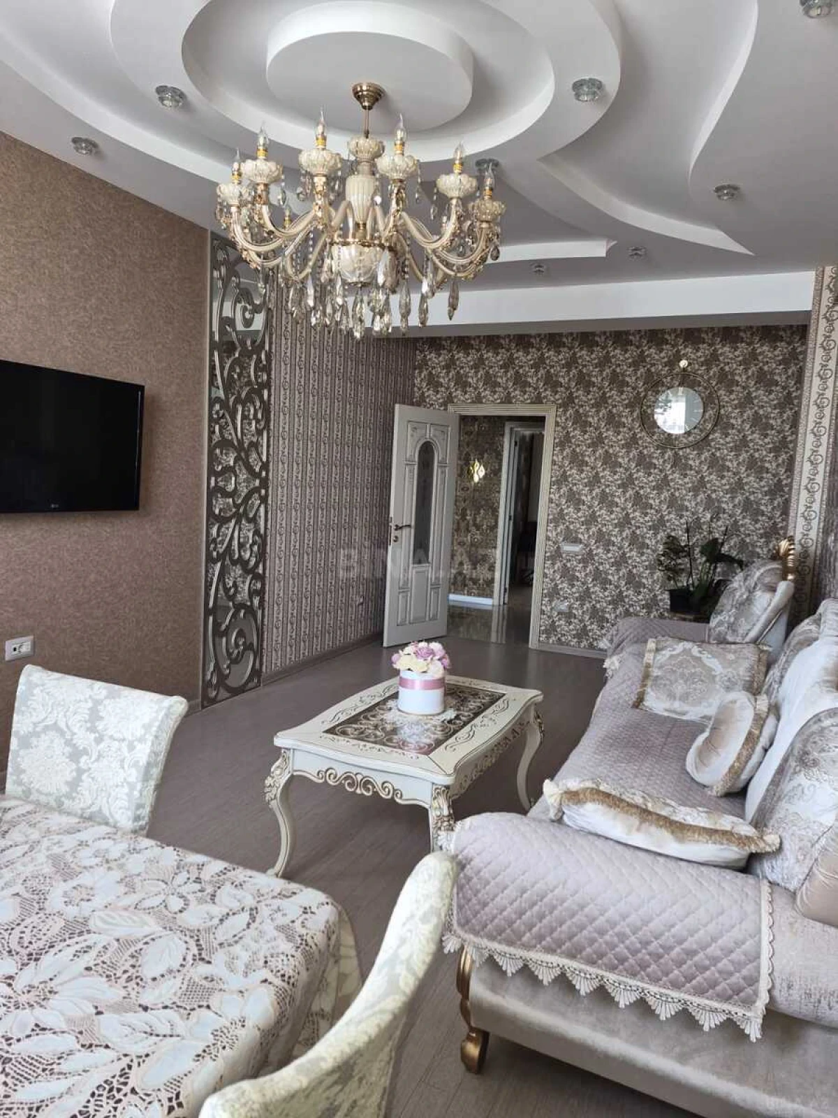 Satılır 3 otaqlı mənzil 95.1 m²