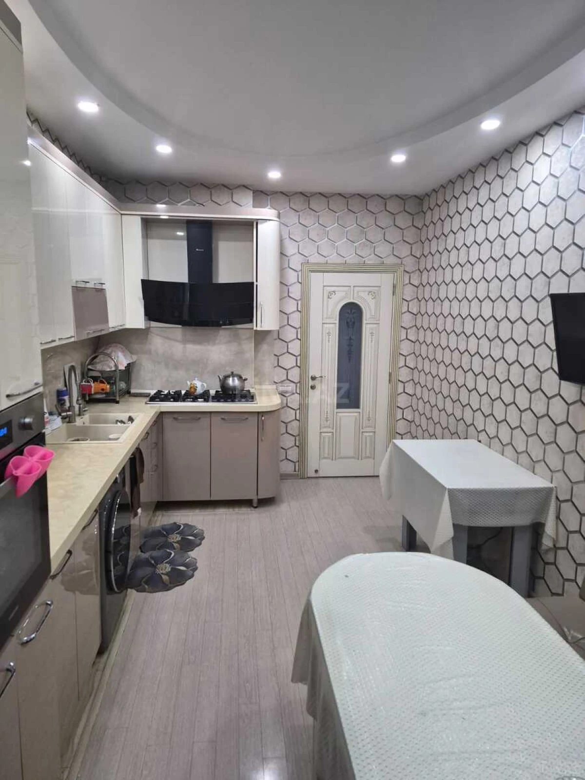 Satılır 3 otaqlı mənzil 95.1 m²