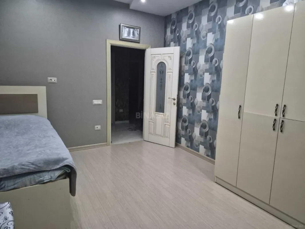 Satılır 3 otaqlı mənzil 95.1 m²