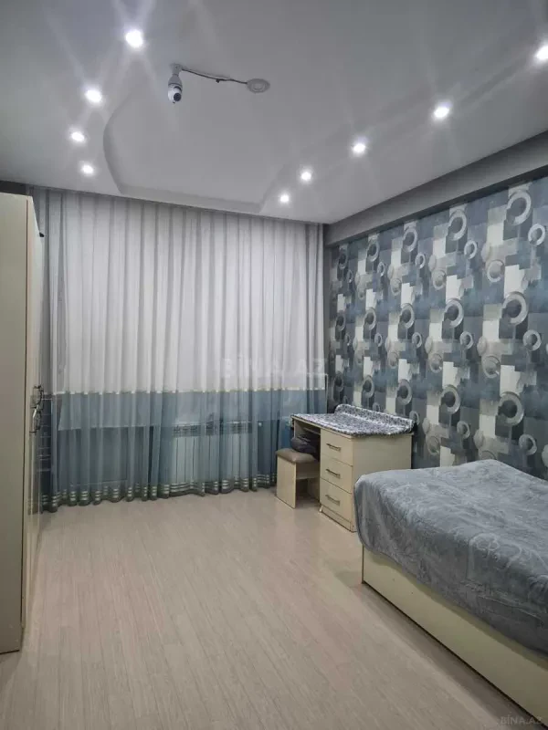 Satılır 3 otaqlı mənzil 95.1 m²