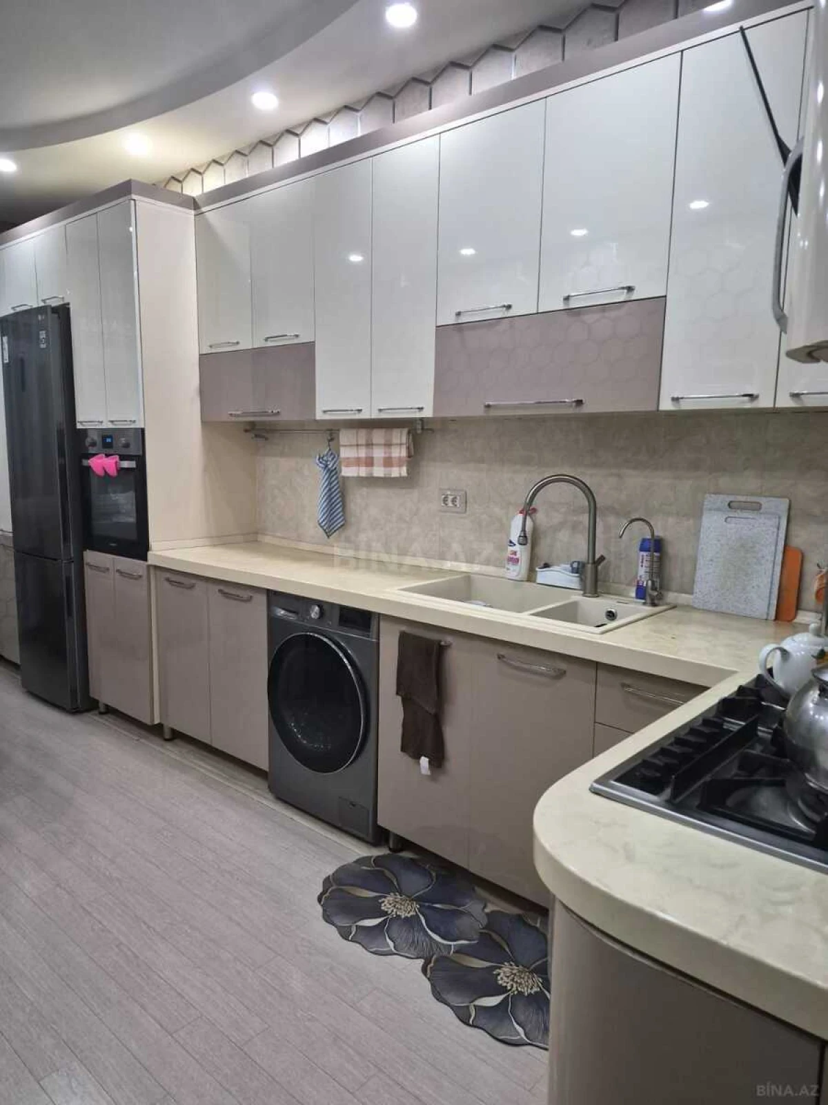 Satılır 3 otaqlı mənzil 95.1 m²