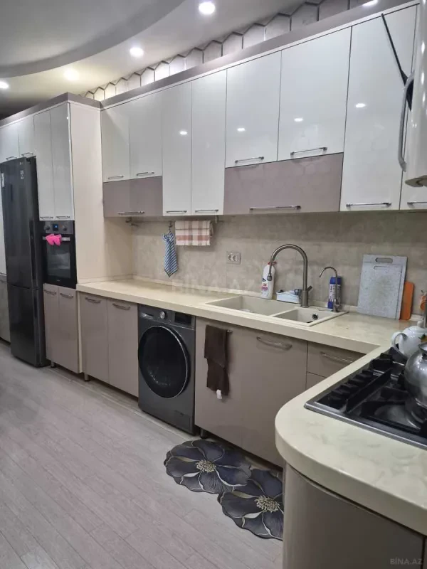 Satılır 3 otaqlı mənzil 95.1 m²