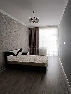 Kirayə verilir 2 otaqlı mənzil 81 m²