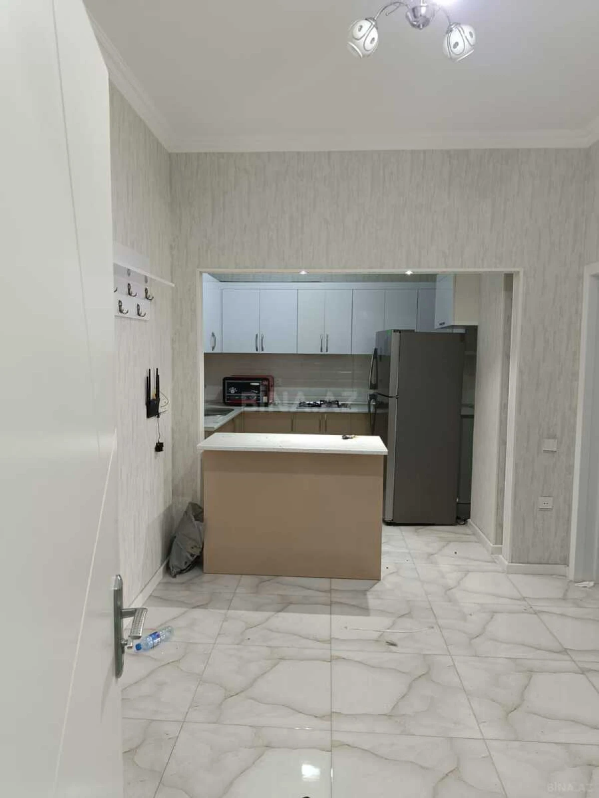 Kirayə verilir 2 otaqlı mənzil 81 m²