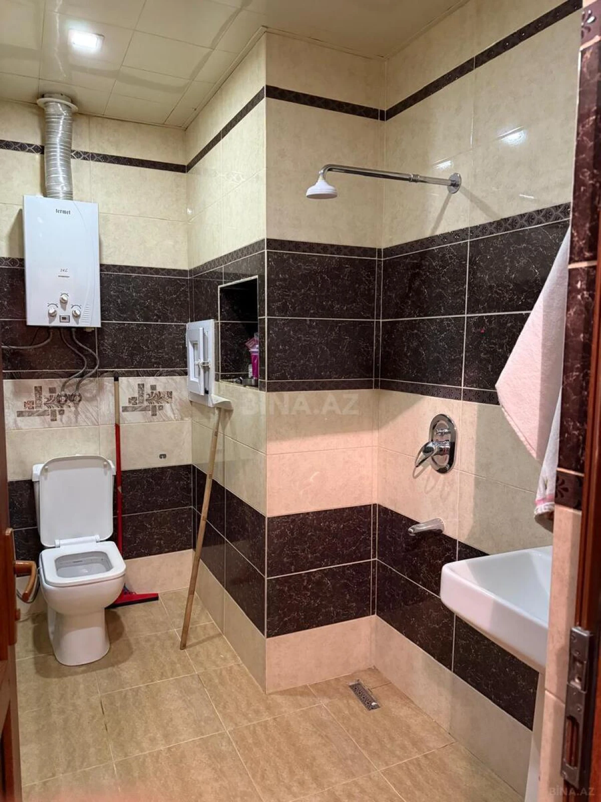 Satılır 1 otaqlı mənzil 67 m²