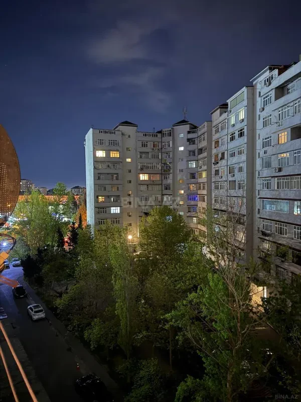 Satılır 1 otaqlı mənzil 67 m²