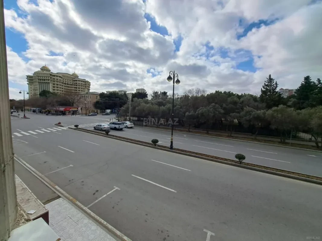 Satılır 3 otaqlı mənzil 75 m²