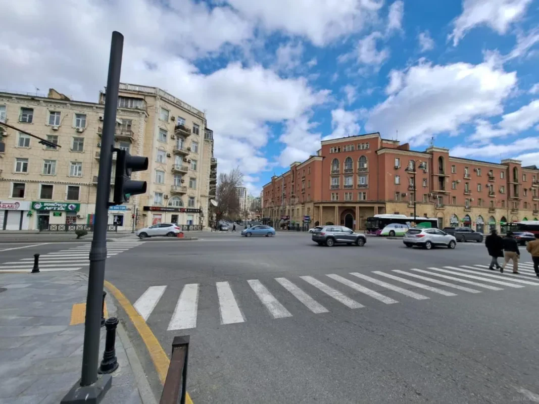 Satılır 3 otaqlı mənzil 75 m²