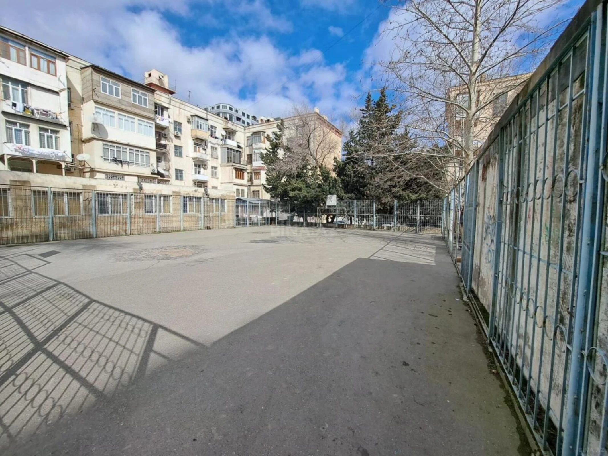 Satılır 3 otaqlı mənzil 75 m²