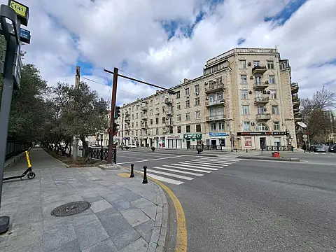 Satılır 3 otaqlı mənzil 75 m²