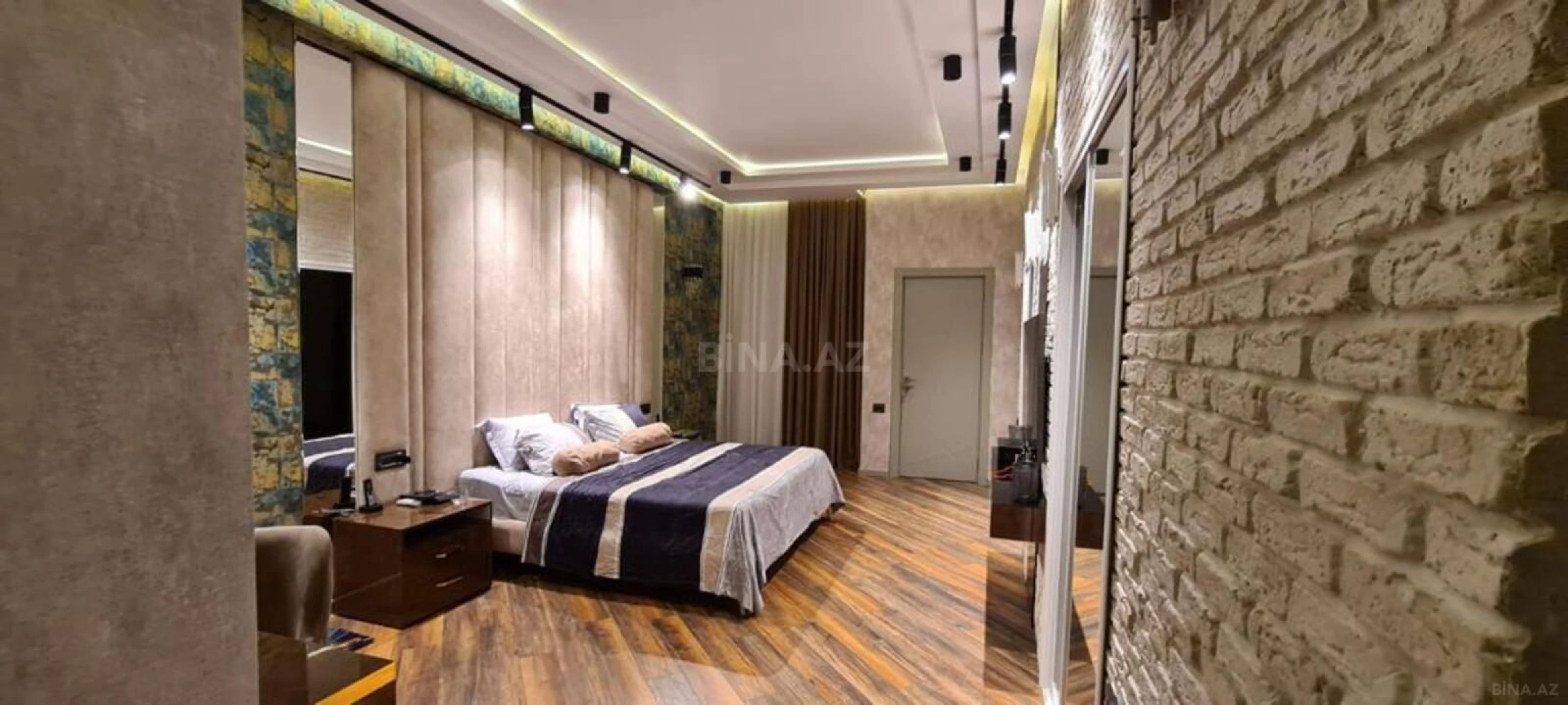 Kirayə verilir 5 otaqlı mənzil 260 m²