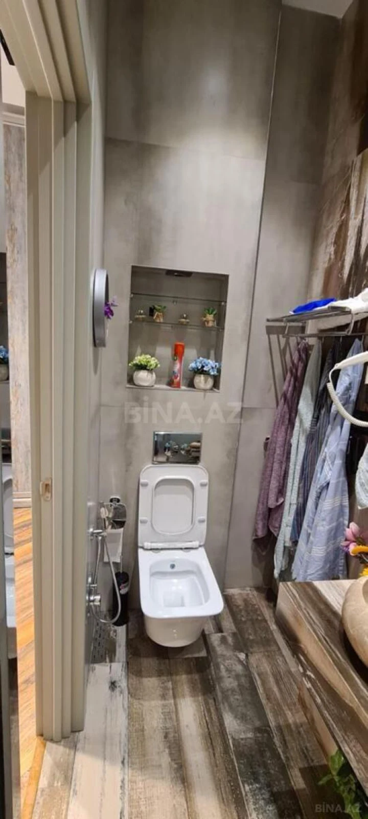 Kirayə verilir 5 otaqlı mənzil 260 m²