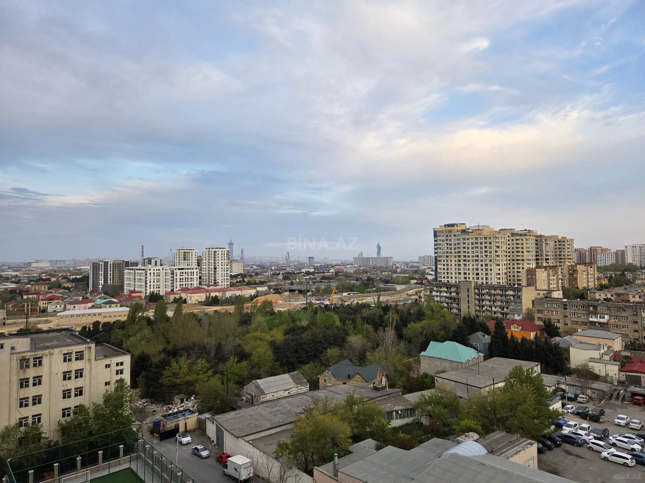 Satılır 3 otaqlı mənzil 90 m²