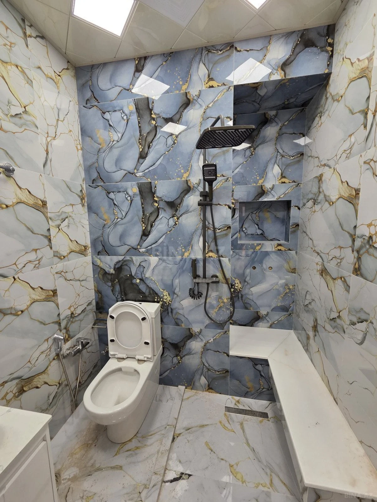 Satılır 3 otaqlı mənzil 90 m²