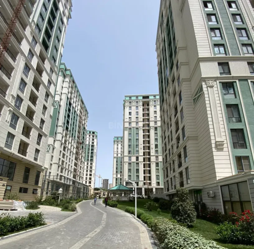 Kirayə verilir 3 otaqlı mənzil 120 m²