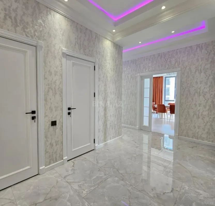 Kirayə verilir 3 otaqlı mənzil 120 m²