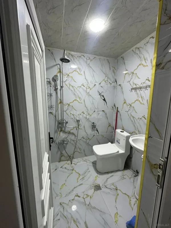 Kirayə verilir 2 otaqlı mənzil 80 m²