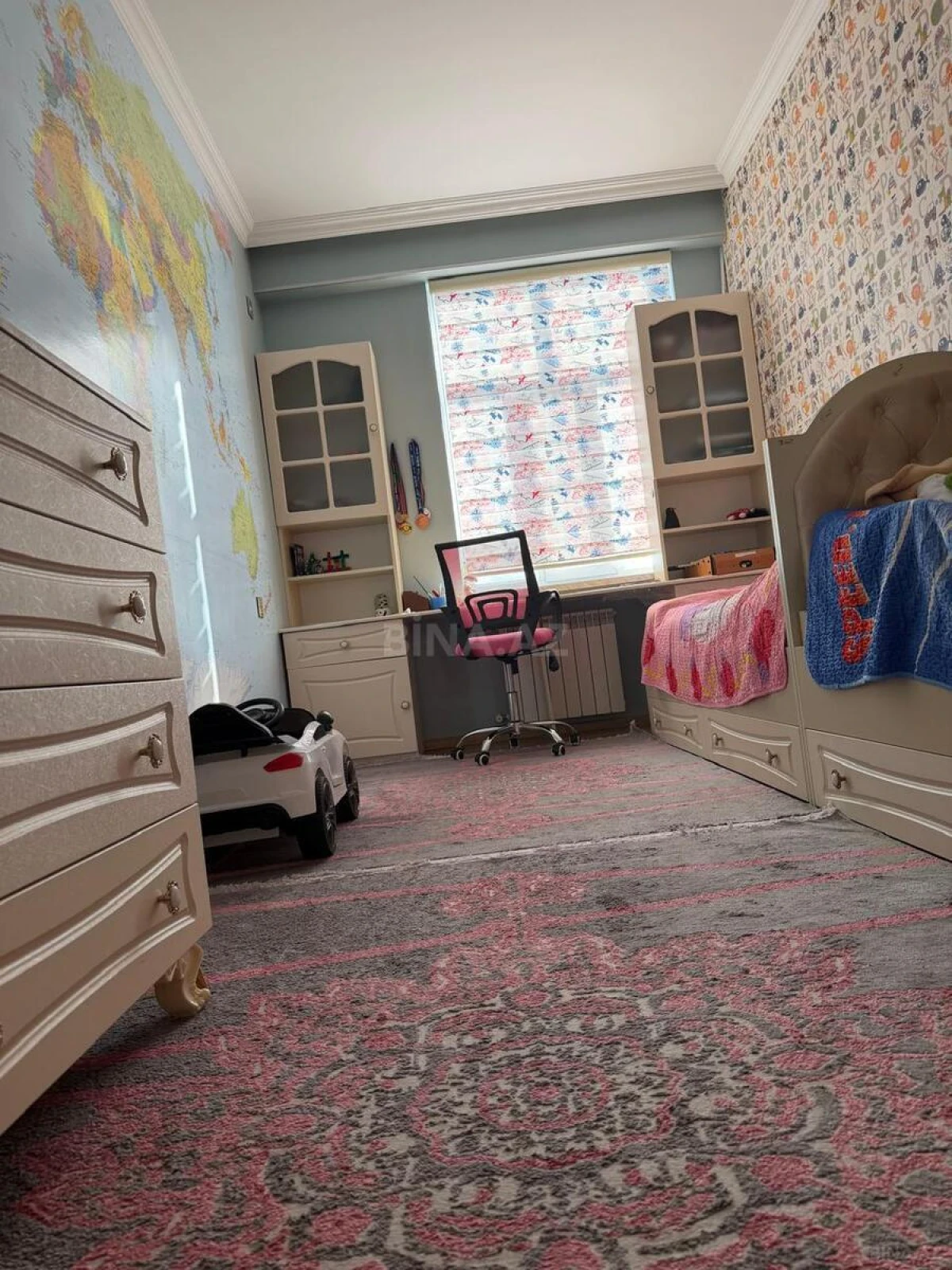 Satılır 4 otaqlı mənzil 109 m²