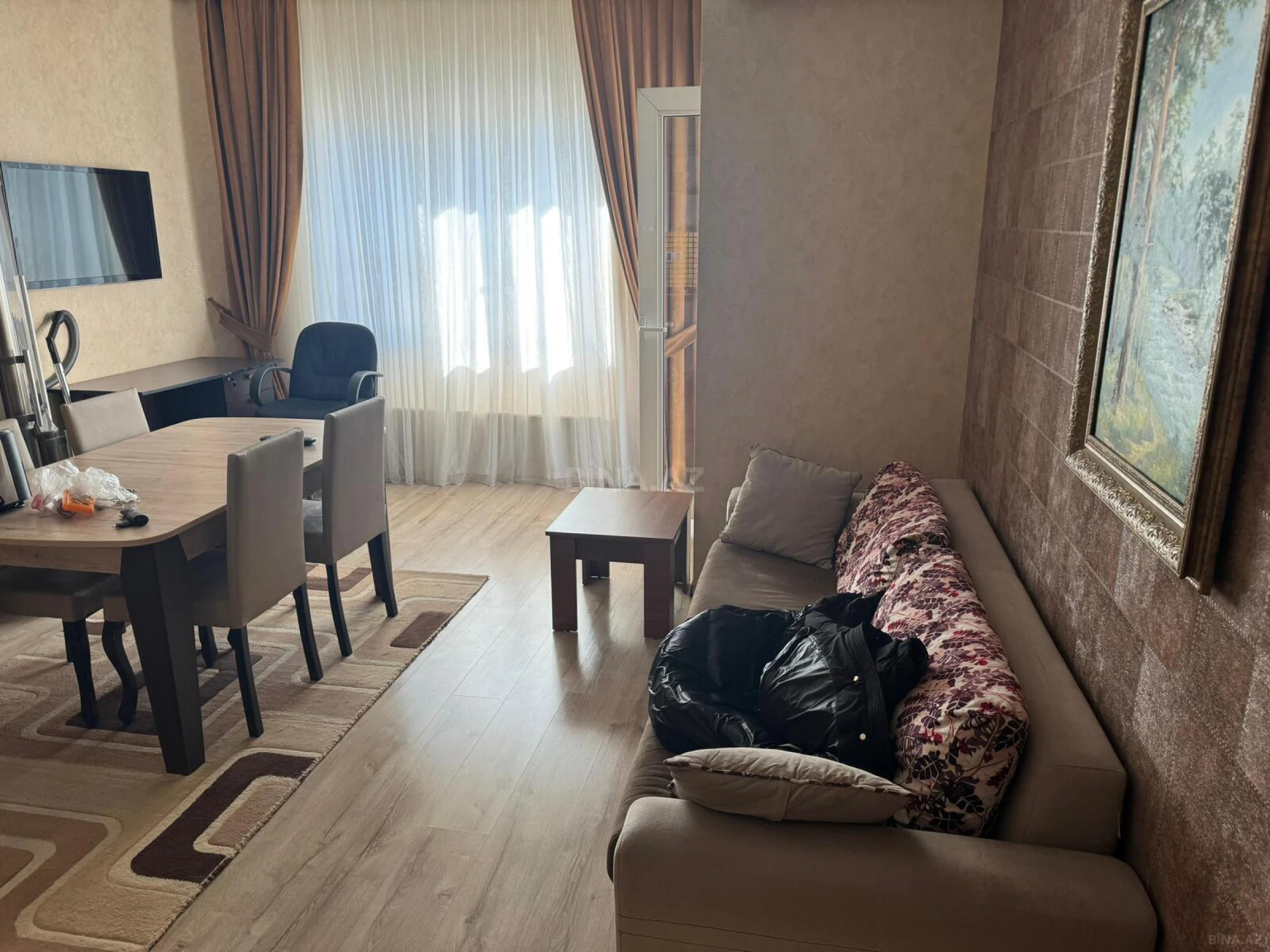 Kirayə verilir 2 otaqlı mənzil 65 m²
