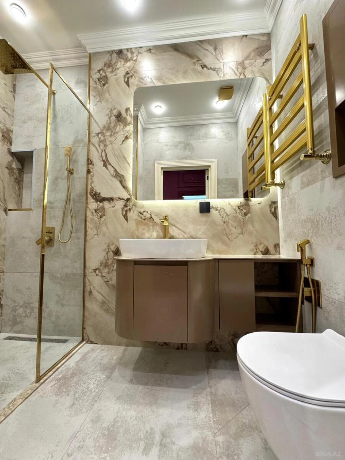 Satılır 3 otaqlı mənzil 64 m²