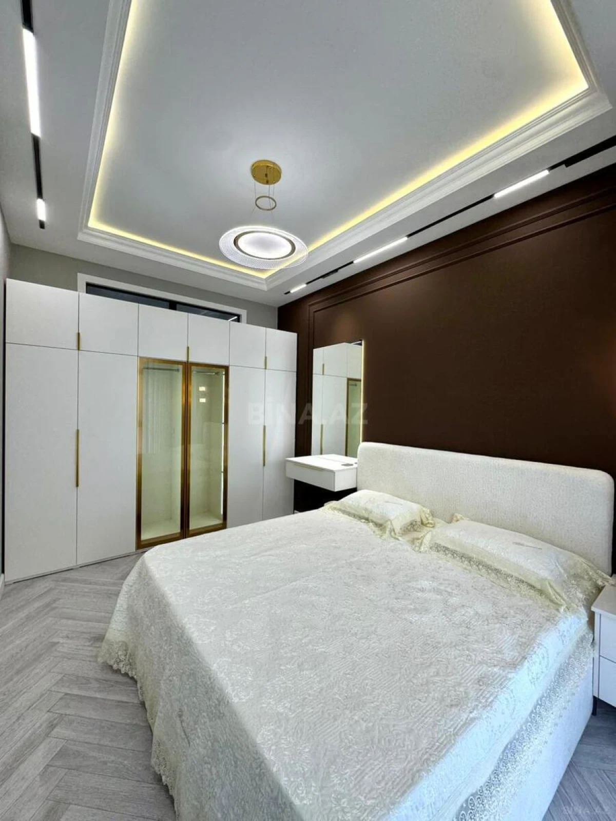 Satılır 3 otaqlı mənzil 64 m²