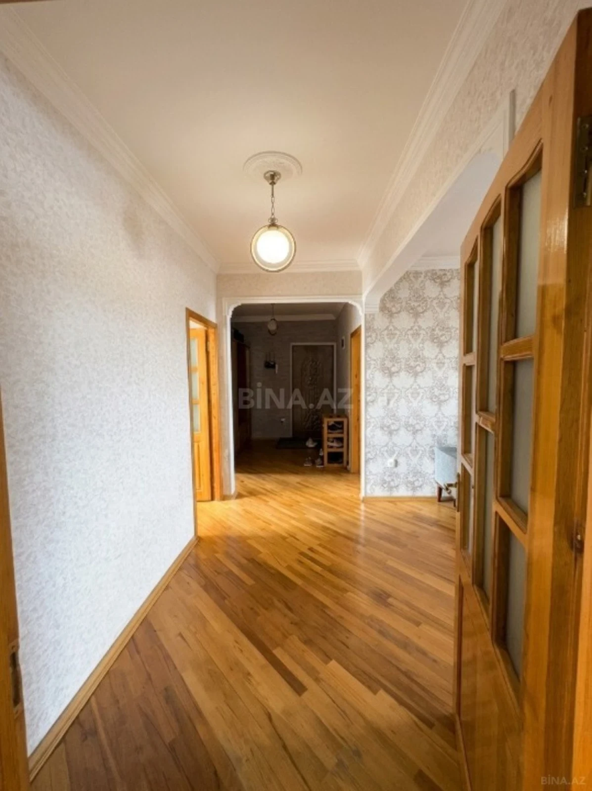 Satılır 5 otaqlı mənzil 120 m²