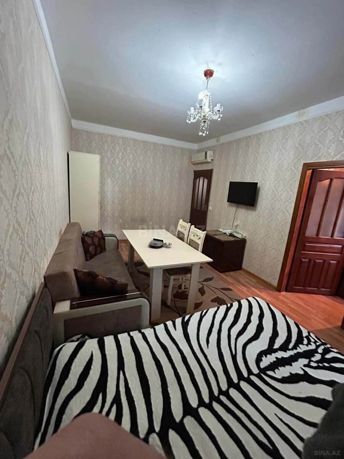 Satılır 1 otaqlı mənzil 35 m²