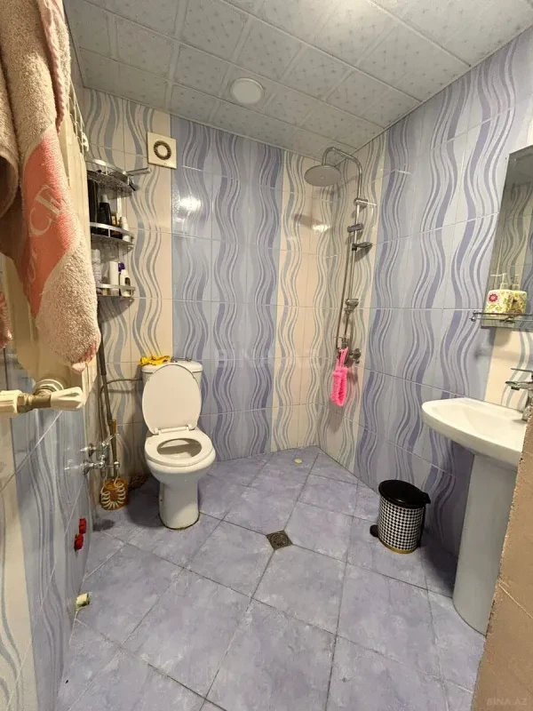 Satılır 5 otaqlı mənzil 160 m²