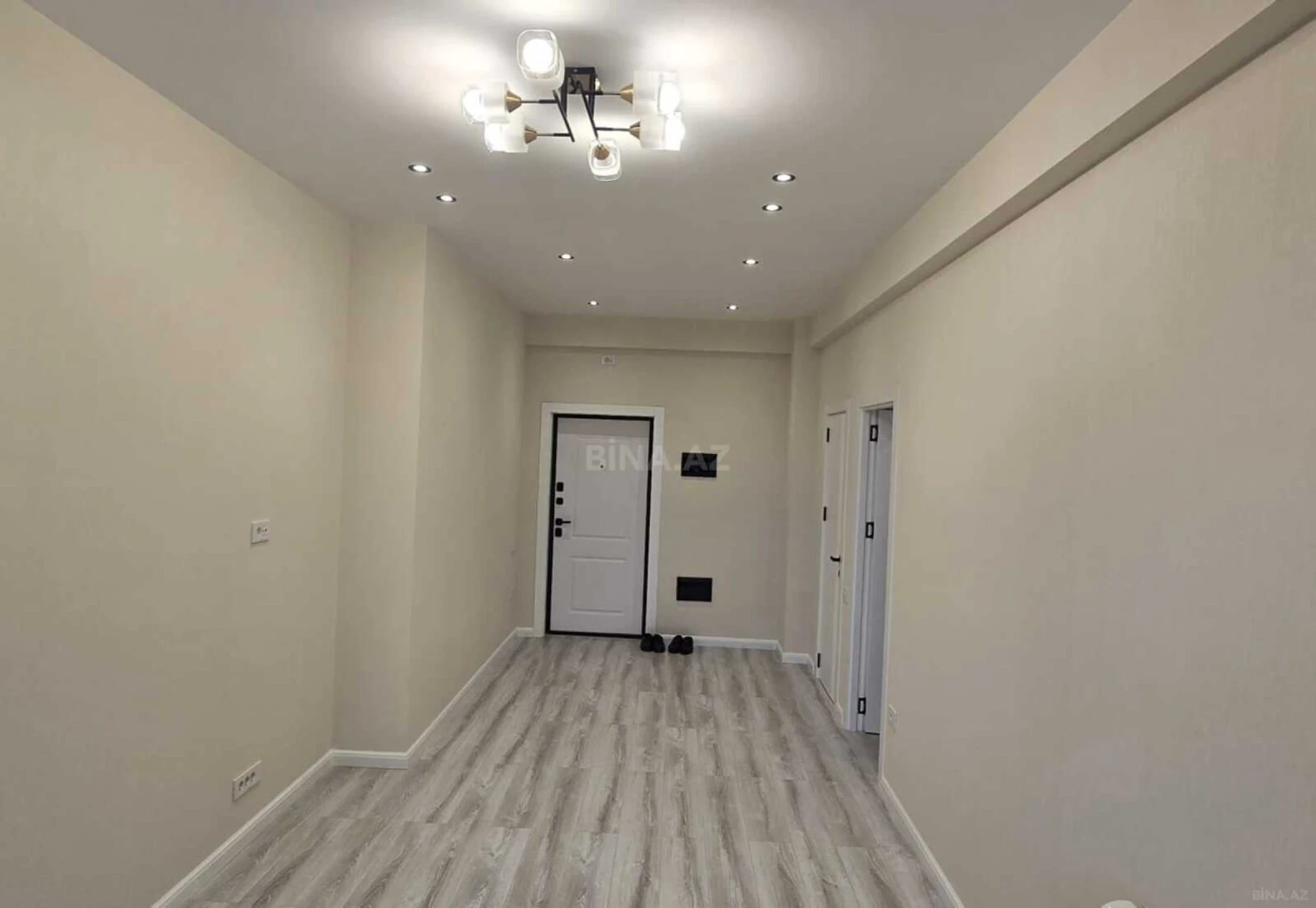 Satılır 2 otaqlı mənzil 55 m²