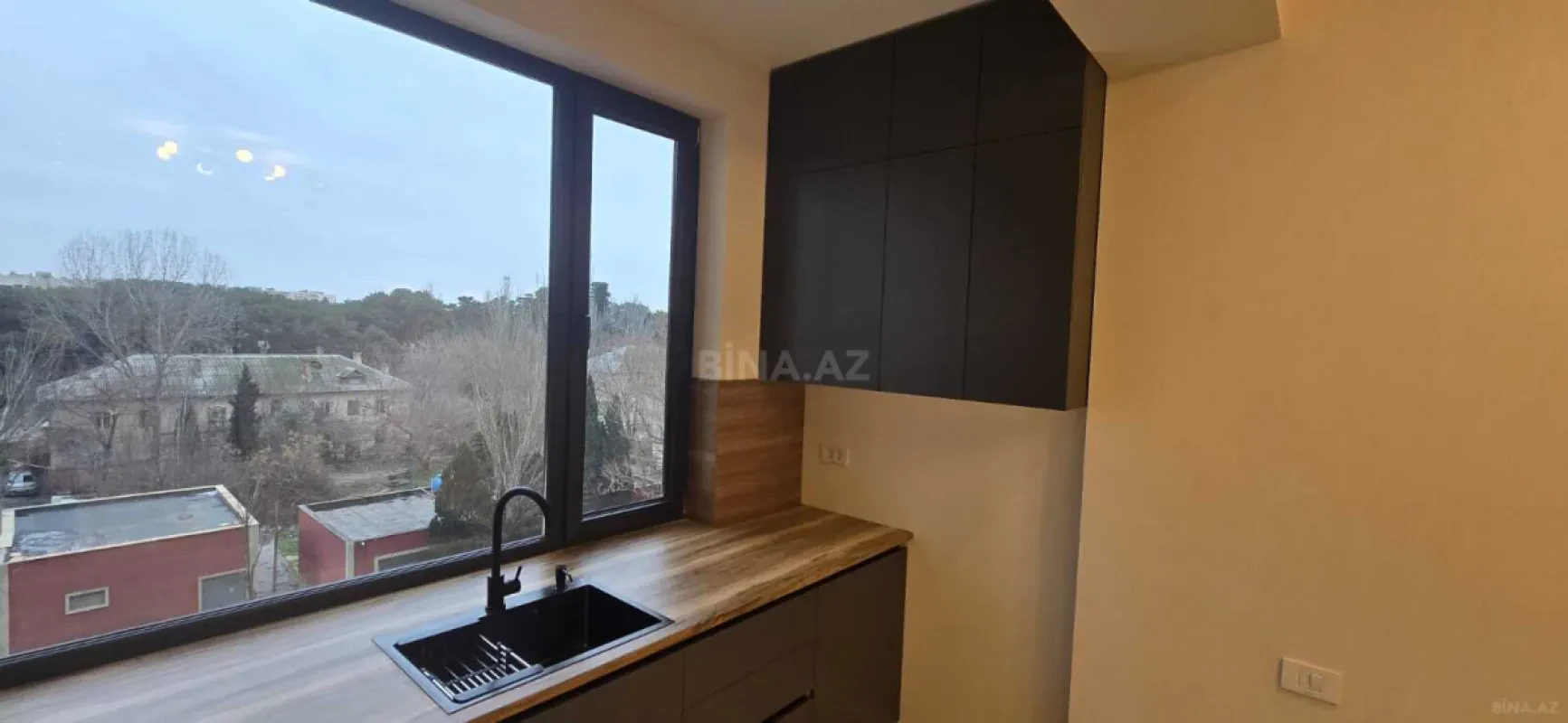 Satılır 2 otaqlı mənzil 55 m²