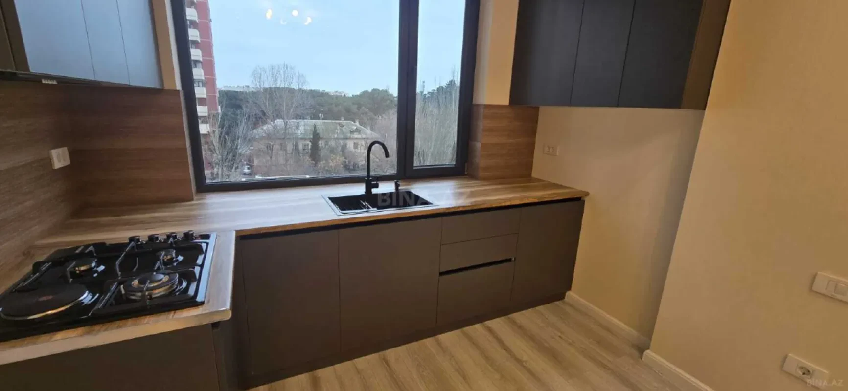 Satılır 2 otaqlı mənzil 55 m²