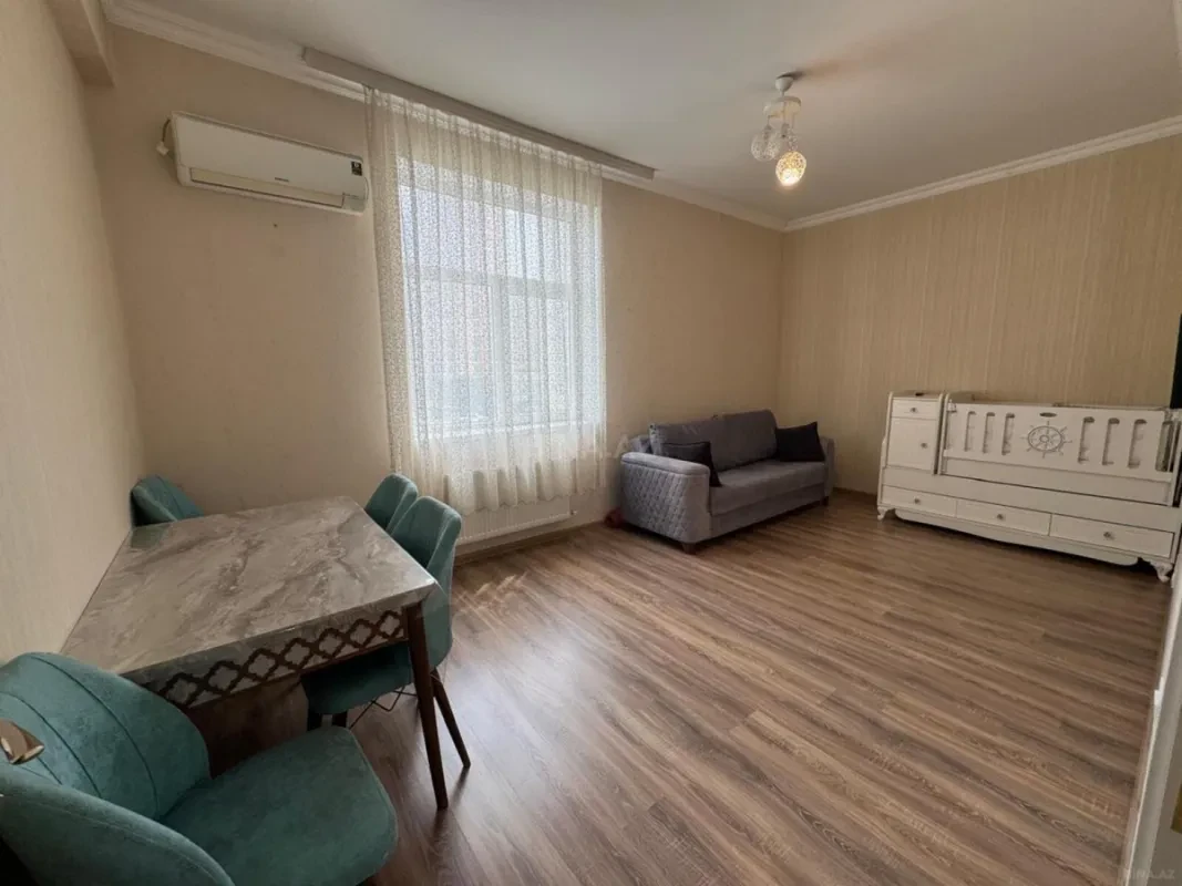 Satılır 2 otaqlı mənzil 56 m²