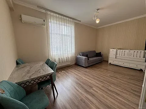 Satılır 2 otaqlı mənzil 56 m² — Bakı, İnşaatçılar 2 otaq 56.00 m²