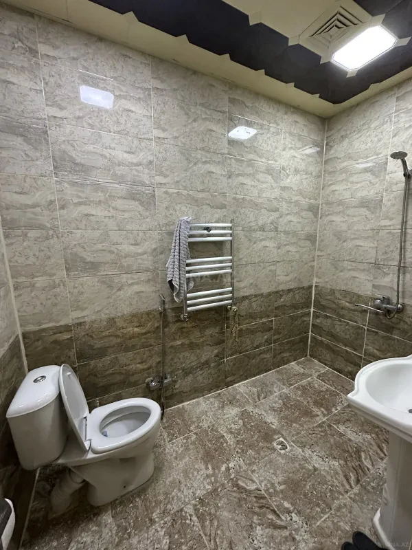 Satılır 1 otaqlı mənzil 56 m²