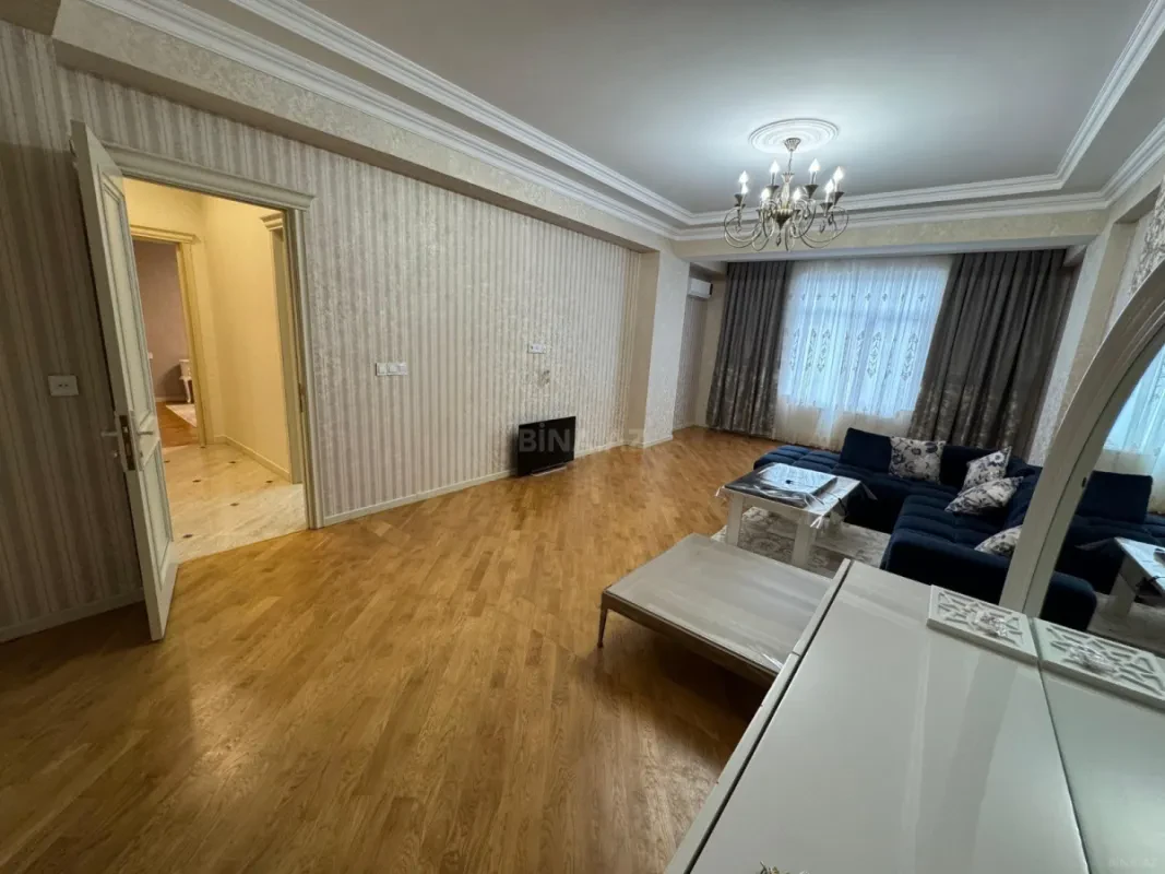 Kirayə verilir 2 otaqlı mənzil 100 m²