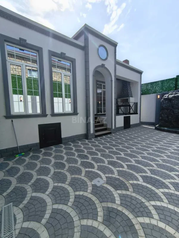 Satılır 4 otaqlı həyət evi 130 m²