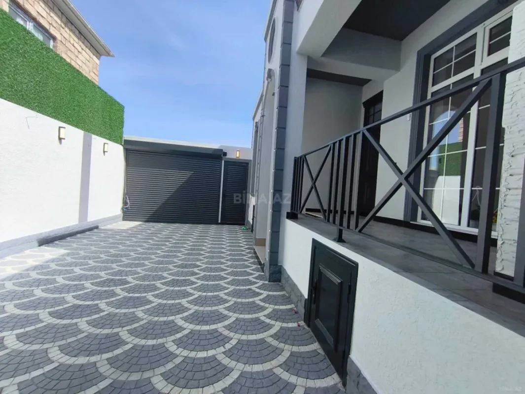 Satılır 4 otaqlı həyət evi 130 m²