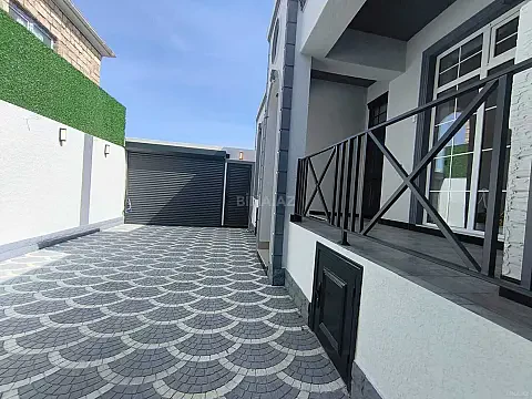 Satılır 4 otaqlı həyət evi 130 m²