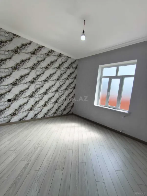 Satılır 4 otaqlı həyət evi 130 m²