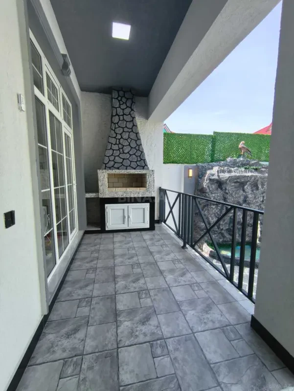 Satılır 4 otaqlı həyət evi 130 m²