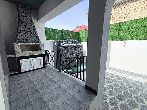 Satılır 4 otaqlı həyət evi 130 m²