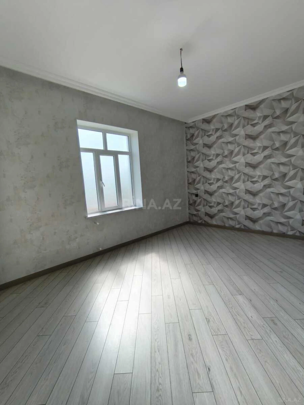 Satılır 4 otaqlı həyət evi 130 m²