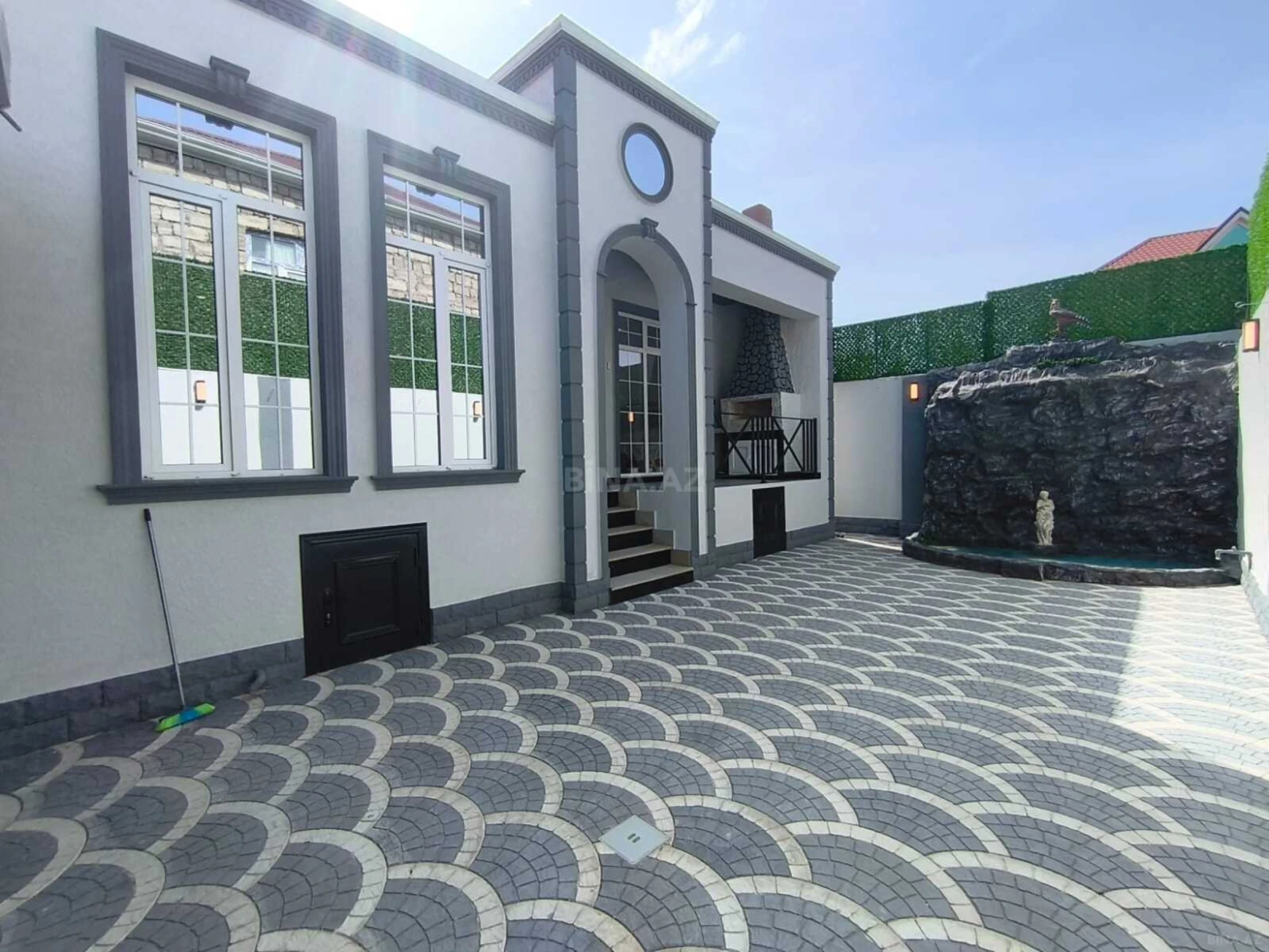 Satılır 4 otaqlı həyət evi 130 m²